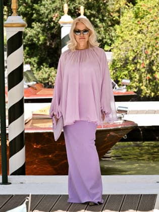 Venice Film Festival - Pamela Anderson Arrives At Excelsior Hotel Pier - Italy Pamela Anderson is seen at the Hotel Excelsior Venice Lido Pier during the 83rd Venice International Film Festival on September 07, 2026 in Venice, Italy. Photo by Manuele Mangiarotti IPA ABACAPRESS.COM Venice Italy  Copyright: xMangiarottixManuele IPA ABACAx