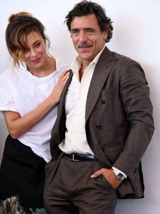 IPA88239826 - Venice, 83rd Venice International Film Festival 2026 - Day 6 - Photocall for *L™estranea* - Pictured: Adriano Giannini, Jasmine Trinca  Copyright: xAlbertoxTerenghix xPoolxPhotoxEventsx08x IPA88239826