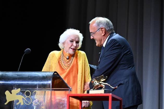 September 7, 2026, Venice, Rome, Italy: Ellen Burstyn and Alberto Barbera during the Golden Lion for Lifetime Achievement Award ceremony at the 83rd Venice Film Festival. Venice, September 7, 2026 Venice Italy  - ZUMAa289 20260907_zia_a289_174 Copyright: xMariaxLauraxAntonellix xAgfx