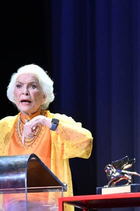 September 7, 2026, Venice, Rome, Italy: Ellen Burstyn receives the Golden Lion for Lifetime Achievement during the Golden Lion for Lifetime Achievement award ceremony at the 83rd Venice Film Festival. Venice, September 7, 2026 Venice Italy  - ZUMAa289 20260907_zia_a289_178 Copyright: xMariaxLauraxAntonellix xAgfx