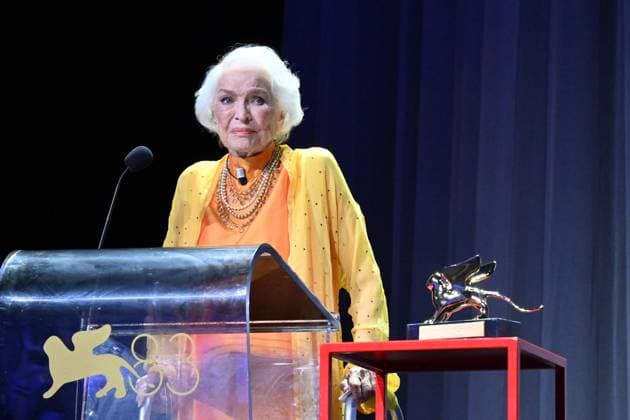 September 7, 2026, Venice, Rome, Italy: Ellen Burstyn receives the Golden Lion for Lifetime Achievement during the Golden Lion for Lifetime Achievement award ceremony at the 83rd Venice Film Festival. Venice, September 7, 2026 Venice Italy  - ZUMAa289 20260907_zia_a289_179 Copyright: xMariaxLauraxAntonellix xAgfx