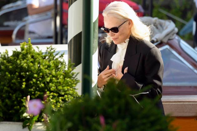 Pamela Anderson arriving at the pier of the Excelsior Hotel at the 2026 Venice Biennale, the 83rd Venice International Film Festival, Venice, September 7, 2026 Foto:xA.xM.xTinghinox xFuturexImagex anderson_6910