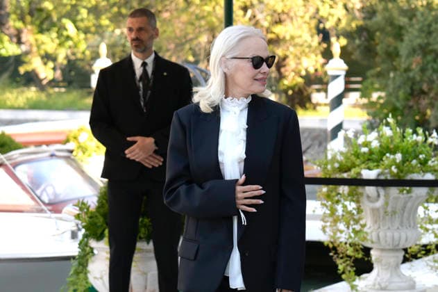 Pamela Anderson arriving at the pier of the Hotel Excelsior at the 2026 Venice Biennale, the 83rd Venice International Film Festival, Venice, September 7, 2026 Foto:xA.xM.xTinghinox xFuturexImagex anderson_6920
