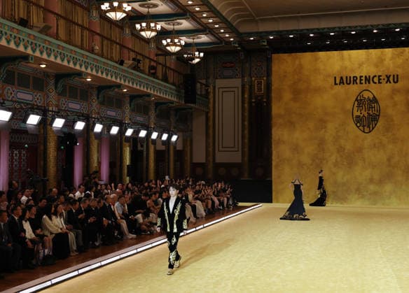 (260907) -- BEIJING, Sept. 7, 2026 -- A model presents a creation as part of the latest Haute Couture collection by Chinese designer Laurence Xu during the opening ceremony of SS2027 Beijing Fashion Week in Beijing, capital of China, Sept. 7, 2026. SS2027 Beijing Fashion Week kicked off on Monday. ) CHINA-BEIJING-SS2027 BEIJING FASHION WEEK-LAURENCE XU (CN) ZhangxChenlin 