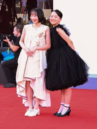 IPA88243069 - Venice, 83rd Venice International Film Festival 2026 - Night 6 - Red Carpet for the film LOOK BACK - Pictured: Rokka Okada, Furi Nanase  Copyright: xAlbertoxTerenghix xPoolxPhotoxEventsx08x IPA88243069