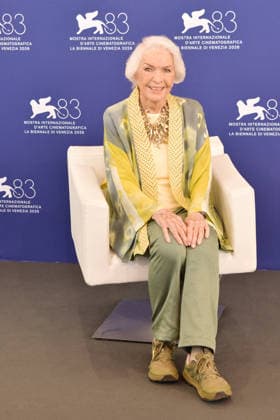 83rd Venice Film Festival Photocall on September 7 83rd Venice Film Festival ELLEN BURSTYN awaits the Golden Lion for Lifetime Achievement Photocall Photos by Thomas Bohlen Starface 459486 2026 09 07 Venice, Italy  Copyright: xThomasxBohlenx STAR_459486_004