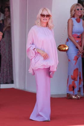 Pamela Anderson attending the presentation of the Golden Lion for Lifetime Achievement Award to Ellen Burstyn during the 83rd Venice International Film Festival at the Sala Grande on September 7, 2026, in Venice, Italy. Lucia Sabatelli, Venice, Italy  Copyright: xLuciaxSabatellix xBestimagexLuciaxSabatellix xBestimagex