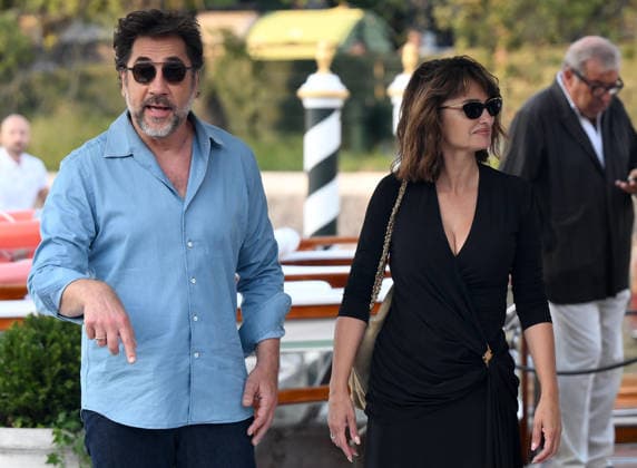 September 7, 2026, Venice, ITALY: Spanish actors Javier Bardem (L) and Penelope Cruz (R) arrive at the Hotel Excelsior dock in Lido Beach for the Venice International Film Festival, in Venice, Italy, 07 September 2026. The 83rd edition of the Venice Film Festival runs from 02 to 12 September 2026. ANSA ETTORE FERRARI Venice ITALY  - ZUMAa110 20260907_zaf_a110_082 Copyright: xEttorexFerrarix