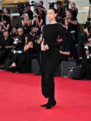 IPA88246164 - Venice, 83rd Venice International Film Festival 2026 - Night 6. Red carpet for the film L™estranea. Pictured: Irina Shayk  Copyright: xSimonexComix xPoolxPhotoxEventsx08x IPA88246164