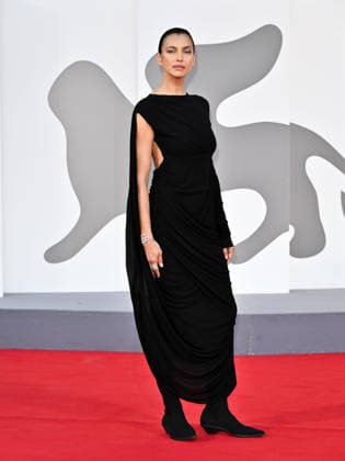 IPA88246217 - Venice, 83rd Venice International Film Festival 2026 - Night 6. Red carpet for the film L™estranea. Pictured: Irina Shayk  Copyright: xSimonexComix xPoolxPhotoxEventsx08x IPA88246217