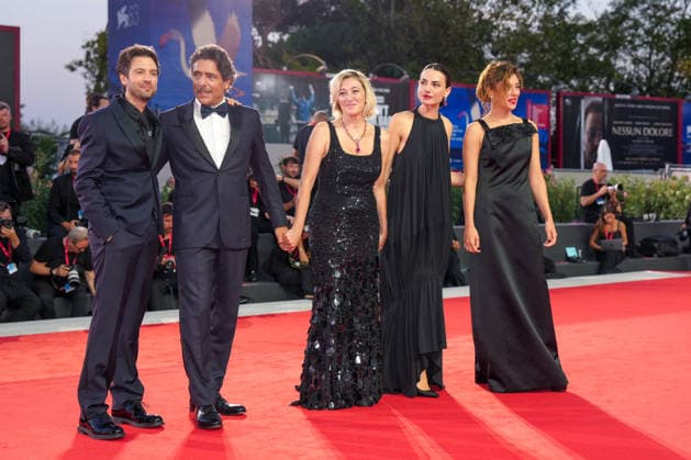 Paolo Strippoli, Adriano Giannini, Valeria Bruni Tedeschi, Romana Maggiora Vergano, and Jasmine Trinca attending the screening of *L’Estranea* during the 83rd Venice International Film Festival at the Sala Grande on September 7, 2026, in Venice, Italy. Lucia Sabatelli, Venice, Italy  Copyright: xLuciaxSabatellix xBestimagexLuciaxSabatellix xBestimagex