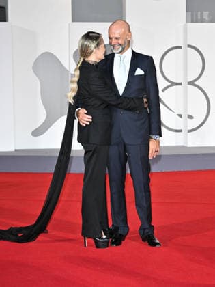 IPA88249271 - Venice, 83rd Venice International Film Festival 2026 - Night 6. Red Carpet: Diva and Woman. Pictured: Heather Parisi and her husband, Umberto Maria Anzolin  Copyright: xSimonexComix xPoolxPhotoxEventsx08x IPA88249271