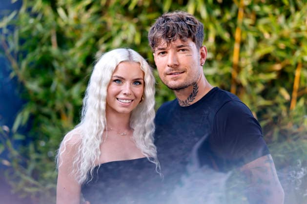 Influencer Kim Schiele, her sister Kim, and her partner, fitness influencer Willi Banner (Willi Willwohl), on the green carpet at the premiere of the JOYN series *Surviving Amazonas* at the Cologne Boat House, Cologne, September 7, 2026, North Rhine-Westphalia, Germany Copyright: xChristophxHardtx
