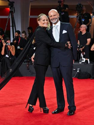 IPA88249687 - Venice, 83rd Venice International Film Festival 2026 - Night 6 - Red carpet for the film *Diva e Donna* - Pictured: Heather Parisi, her husband Umberto Maria Anzolin  Copyright: xManuelexMangiarottix xPoolxPhotoxEventsx08x IPA88249687