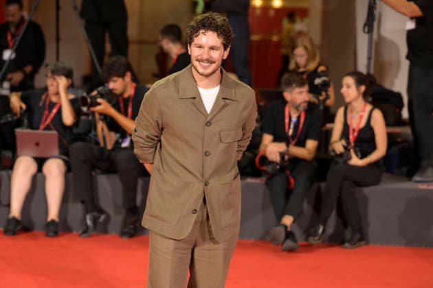 I Figli della scimmia red carpet in Venice Lido - 07 Sep 2026 Tommaso Landucci attends the red carpet of movie I Figli della scimmia during the 83rd Venice Film Festival at Palazzo del Cinema. Venice Lido Italy Copyright: xMarioxCartellix xSOPAxImagesx _DSC1221