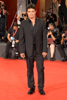 I Figli della scimmia red carpet in Venice Lido - 07 Sep 2026 Riccardo Scamarcio attends the red carpet of movie I Figli della scimmia during the 83rd Venice Film Festival at Palazzo del Cinema. Venice Lido Italy Copyright: xMarioxCartellix xSOPAxImagesx _DSC1230