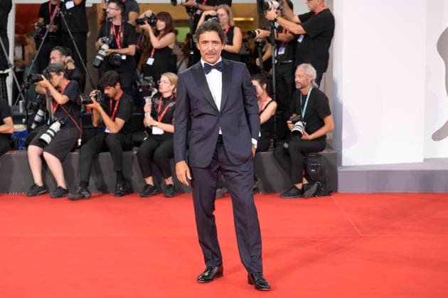 L estranea red carpet in Venice Lido - 07 Sep 2026 Adriano Giannini attends the red carpet of movie L estranea during the 83rd Venice Film Festival at Palazzo del Cinema. Venice Lido Italy Copyright: xMarioxCartellix xSOPAxImagesx _DSC0832