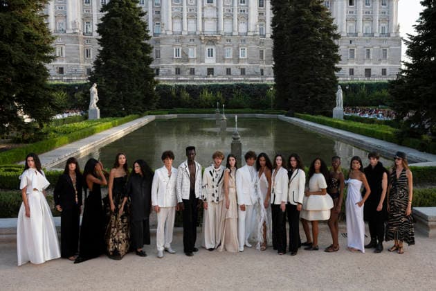 September 7, 2026, Madrid, Spain: A model parades with MadModa design during OMODA and Fashion Week Madrid in Madrid Jardines de Sabatini in Madrid. 7 of September of 2026 Spain Madrid Spain - ZUMAs197 20260907_aaa_s197_338 Copyright: xAtilanoxGarciax