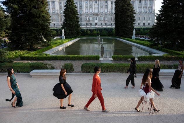 September 7, 2026, Madrid, Spain: A model parades with MadModa design during OMODA and Fashion Week Madrid in Madrid Jardines de Sabatini in Madrid. 7 of September of 2026 Spain Madrid Spain - ZUMAs197 20260907_aaa_s197_357 Copyright: xAtilanoxGarciax