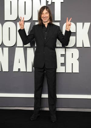 Bobby Gillespie attends Oasis: Don t Look Back in Anger UK Premiere at Cineworld Leicester Square in London, England. UK. Monday 7th September 2026. Copyright: xJamesxWarrenx DTQYYR~C