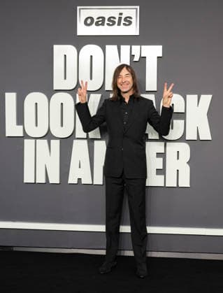 Bobby Gillespie attends Oasis: Don t Look Back in Anger UK Premiere at Cineworld Leicester Square in London, England. UK. Monday 7th September 2026. Copyright: xJamesxWarrenx DU0YKF~B