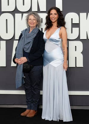 Jill Furmanovsky (L) attends Oasis: Don t Look Back in Anger UK Premiere at Cineworld Leicester Square in London, England. UK. Monday 7th September 2026. Copyright: xJamesxWarrenx DUAY63~6