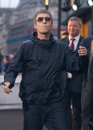 Liam Gallagher attends Oasis: Don t Look Back in Anger UK Premiere at Cineworld Leicester Square in London, England. UK. Monday 7th September 2026. Copyright: xJamesxWarrenx DVEWKU~9