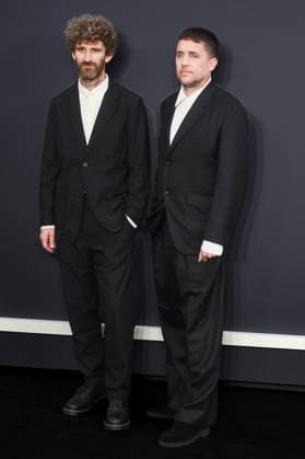 Will Lovelace and Dylan Southern at the premiere of the documentary *Oasis: Don t Look Back in Anger* at Cineworld Leicester Square in London, September 7, 2026 Foto:xJ.xEdwardsx xFuturexImagex oasis_london_6810