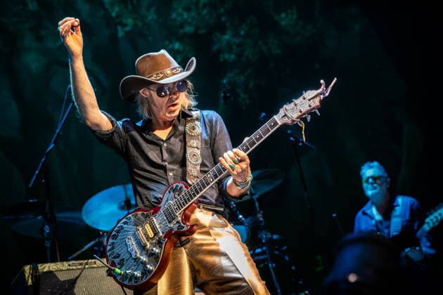 The Waterboys live in Oslo, Norway Oslo, Norway. 07th, September 2026. The rock band The Waterboys performs a live concert at Oslo Spektrum in Oslo. Here singer and musician Mike Scott is seen live on stage. Norway, Oslo, Oslo Spektrum  Copyright: xGonzalesxPhoto TerjexDokkenx