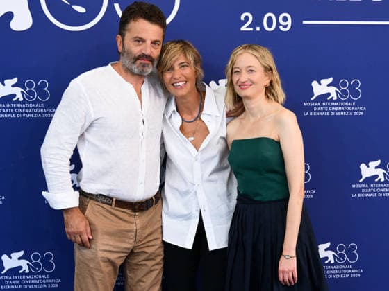 IPA88265482 - Venice, 83rd Venice International Film Festival 2026 Day 7. Photocall for the film Una Storia. Pictured: Guido Caprino, Anna Foglietta, Alba Rohrwacher  Copyright: xAlbertoxTerenghix xPoolxPhotoxEventsx08x IPA88265482
