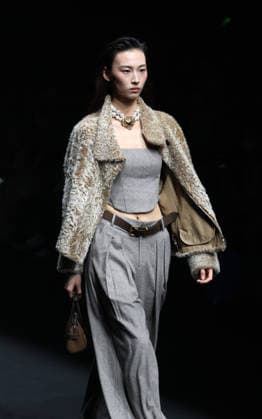 BEIJING, CHINA - SEPTEMBER 07: SYNA brand fashion is presented on the runway at the 2026 China International Fashion Week Autumn session on September 7, 2026 in Beijing, China.  Copyright: xVCGx 111664998757