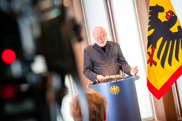 Laszlo Krasznahorkai, EUR, Germany, Berlin, September 8, 2026: President Steinmeier awards the Grand Cross with Star of the Order of Merit of the Federal Republic of Germany to Nobel Prize in Literature laureate Laszlo Krasznahorkai