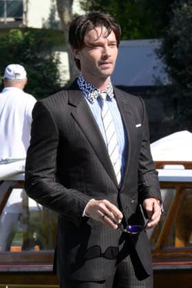 Patrick Schwarzenegger arriving at the pier of the Hotel Excelsior at the 2026 Venice Biennale, 83rd Venice International Film Festival, Venice, September 8, 2026 Foto:xA.xM.xTinghinox xFuturexImagex bunker_6516