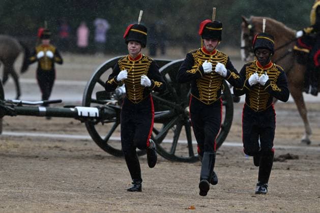 Royal salute in London to mark King Charles III s Accession Day LONDON, UNITED KINGDOM - SEPTEMBER 8: Soldiers of The King s Troop Royal Horse Artillery fire a ceremonial 41-gun salute at Hyde Park, in London, United Kingdom, on September 8, 2026. The ceremonial military event was held to mark the fourth anniversary of King Charles III s accession to the British throne. Rasid Necati Aslim Anadolu London United Kingdom. Editorial use only. Please get in touch for any other usage.  Copyright: x2026xAnadoluxRasidxNecatixAslimx
