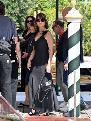 IPA88270364 - Venice, 83rd Venice International Film Festival 2026 - Day 7 - Arrivals at the Casino pier - Pictured: Penelope Cruz.  Copyright: xSimonexComix xPoolxPhotoxEventsx08x IPA88270364