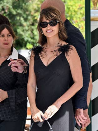 IPA88270382 - Venice, 83rd Venice International Film Festival 2026 - Day 7 - Arrivals at the Casino pier - Pictured: Penelope Cruz.  Copyright: xSimonexComix xPoolxPhotoxEventsx08x IPA88270382