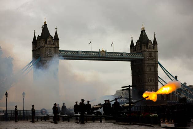 September 8, 2026, London, London, UK: London, UK. The Honourable Artillery Company fires a 62-gun salute at the Tower of London in London, marking the fourth anniversary of the accession to the throne of His Majesty King Charles III. London UK  - ZUMAl94_ 20260908_zaf_l94_019 Copyright: xDinendraxHariax