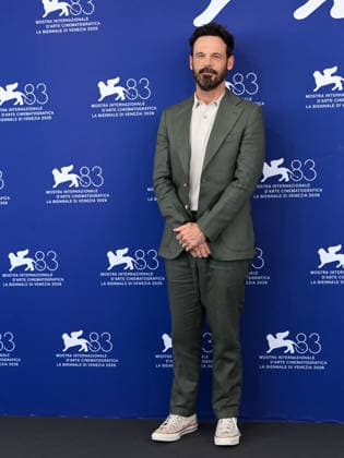 IPA88271173 - Venice, 83rd Venice International Film Festival 2026 - Day 7. Photocall for the film COMPANY. Pictured: Scoot McNairy  Copyright: xAlbertoxTerenghix xPoolxPhotoxEventsx08x IPA88271173