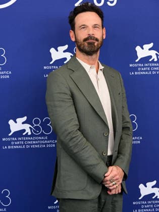 IPA88271189 - Venice, 83rd Venice International Film Festival 2026 - Day 7. Photocall for the film COMPANY. Pictured: Scoot McNairy  Copyright: xAlbertoxTerenghix xPoolxPhotoxEventsx08x IPA88271189