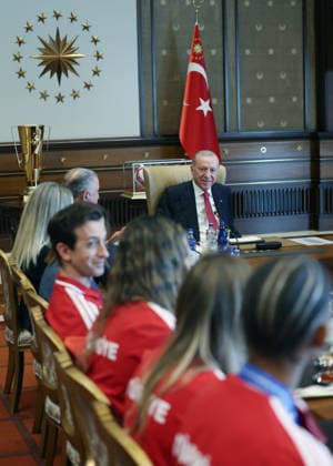 Turkish President Recep Tayyip Erdogan ANKARA, TURKIYE - SEPTEMBER 8: (----EDITORIAL USE ONLY - MANDATORY CREDIT - TURKISH PRESIDENCY MURAT KULA HANDOUT - NO MARKETING NO ADVERTISING CAMPAIGNS - DISTRIBUTED AS A SERVICE TO CLIENTS----) Turkish President Recep Tayyip Erdogan receives members of the Turkish Women s National Volleyball Team after their victory at the 2026 CEV EuroVolley in Istanbul, on September 08, 2026 in Ankara, Turkiye. TUR Presidency Murat Kula Anadolu Ankara Turkey. Editorial use only. Please get in touch for any other usage.  Copyright: x2026xAnadoluxTURxPresidencyx xMuratxKulax