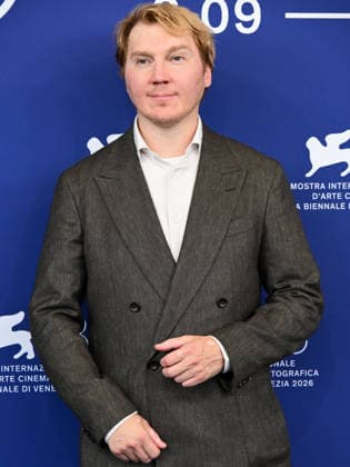 IPA88272829 - Venice, 83rd Venice International Film Festival 2026 - Day 7. Photocall for the film Bunker. Pictured: Paul Dano  Copyright: xAlbertoxTerenghix xPoolxPhotoxEventsx08x IPA88272829
