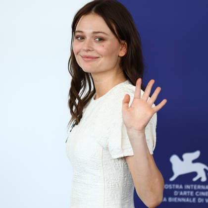 September 8, 2026, Venice Lido, Veneto, Italy: EMILY ALYN LIND during the photocall of the movie Company at the 83rd Venice Film Festival at Sala Grande in Venice Lido, Italy Venice Lido Italy  - ZUMAc179 20260908_zep_c179_105 Copyright: xMickaelxChavetx