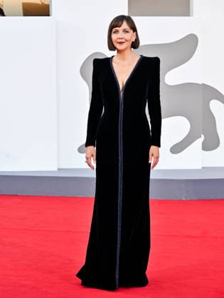 IPA88277981 - Venice, 83rd Venice International Film Festival 2026 - Night 7. Red carpet for the film Bunker. Pictured: Maggie Gyllenhaal  Copyright: xSimonexComix xPoolxPhotoxEventsx08x IPA88277981