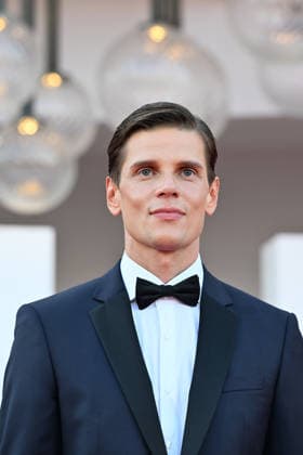September 8, 2026, Venice, Rome, Italy: Alessandro Egger on the red carpet for the film Bunker, 83rd Venice Film Festival. Venice, September 8, 2026 Venice Italy  - ZUMAa289 20260908_zia_a289_465 Copyright: xMariaxLauraxAntonellix xAgfx