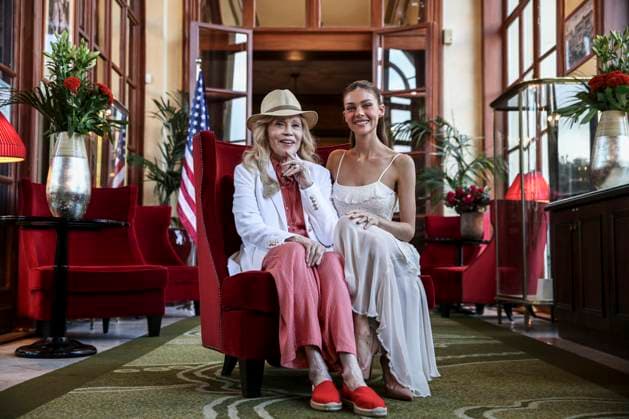 52nd Deauville American Film Festival PHOTOPQR OUEST FRANCE Charles BURY DEAUVILLE Sept. 8, 2026 52nd Deauville American Film Festival, Calvados, Normandy Photocall with Faye Dunaway, an American actress, and Nicola Peltz Beckham, an American actress, at the Hotel Le Royal in Deauville. Photo by Charles Bury, Ouest France. 52nd Deauville American Film Festival, Sept. 8, 2026, DEAUVILLE, France  Copyright: xPHOTOPQR OUESTxFRANCE MAXPPPxCharlesxBURYx 20260908OFR8129 20260908OFR8129
