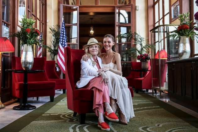 52nd Deauville American Film Festival PHOTOPQR OUEST FRANCE Charles BURY DEAUVILLE Sept. 8, 2026 52nd Deauville American Film Festival, Calvados, Normandy. Photocall with Faye Dunaway, an American actress, and Nicola Peltz Beckham, an American actress, at the Hotel Le Royal in Deauville. Photo by Charles Bury, Ouest France. 52nd Deauville American Film Festival, September 8, 2026, DEAUVILLE, France  Copyright: xPHOTOPQR OUESTxFRANCE MAXPPPxCharlesxBURYx 20260908OFR8137 20260908OFR8137