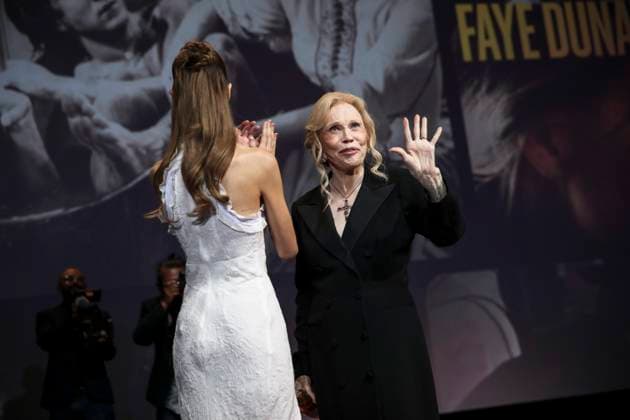 52nd Deauville American Film Festival PHOTOPQR OUEST FRANCE Charles BURY DEAUVILLE Sept. 8, 2026 52nd Deauville American Film Festival Calvados Normandy Presentation of the Deauville Icon Awards to Faye Dunaway, American actress. Photo by Charles Bury, Ouest France. 52nd Deauville American Film Festival, Sept. 8, 2026, DEAUVILLE, France  Copyright: xPHOTOPQR OUESTxFRANCE MAXPPPxCharlesxBURYx 20260908OFR8600 20260908OFR8600