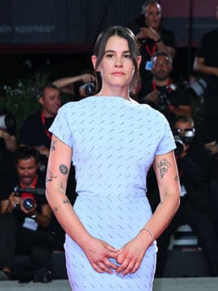 IPA88286396 - Venice, 83rd Venice International Film Festival 2026 - Night 7. Red carpet for the film The Company. Pictured: Sosie Bacon  Copyright: xAlbertoxTerenghix xPoolxPhotoxEventsx08x IPA88286396