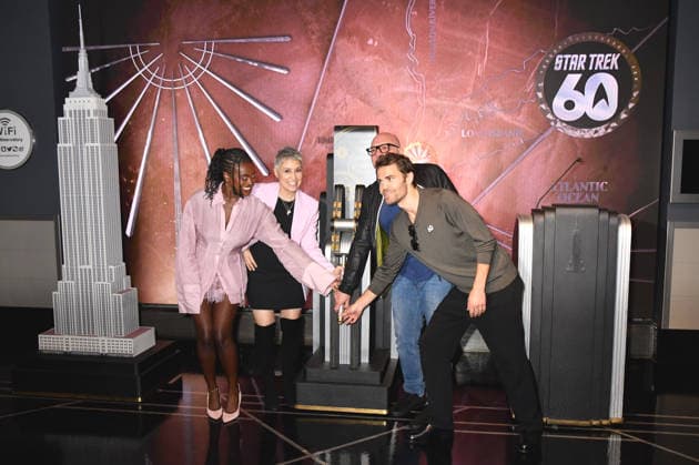 NEW YORK, NY, SEPTEMBER 8: Celia Rose Gooding, Melissa Navia, Akiva Goldsman, and Paul Wesley, pictured as the cast of Star Trek, light up the Empire State Building to celebrate the 60th anniversary of Star Trek on September 8, 2026, in New York City. Credit: AdMedia, New York City, USA - ZUMAa123 20260908_zaa_a123_054 Copyright: xJohnxFyckex