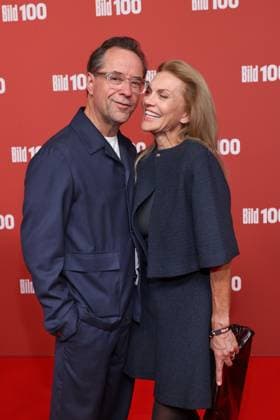 BILD100 2026 Jan Joseph Liefers, Anna Loos Red carpet at BILD100 2026, Axel Springer new building, Berlin, Date: September 8, 2026 Copyright: xEventpress Kratschx